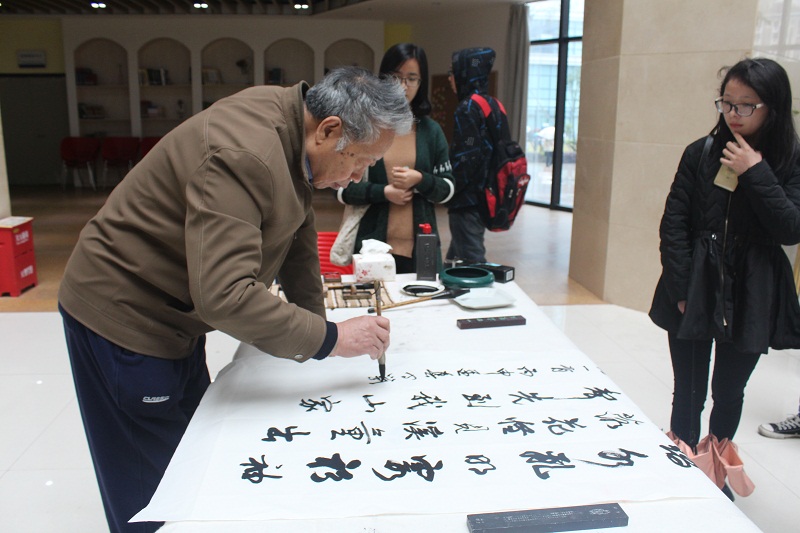 pg娱乐电子游戏