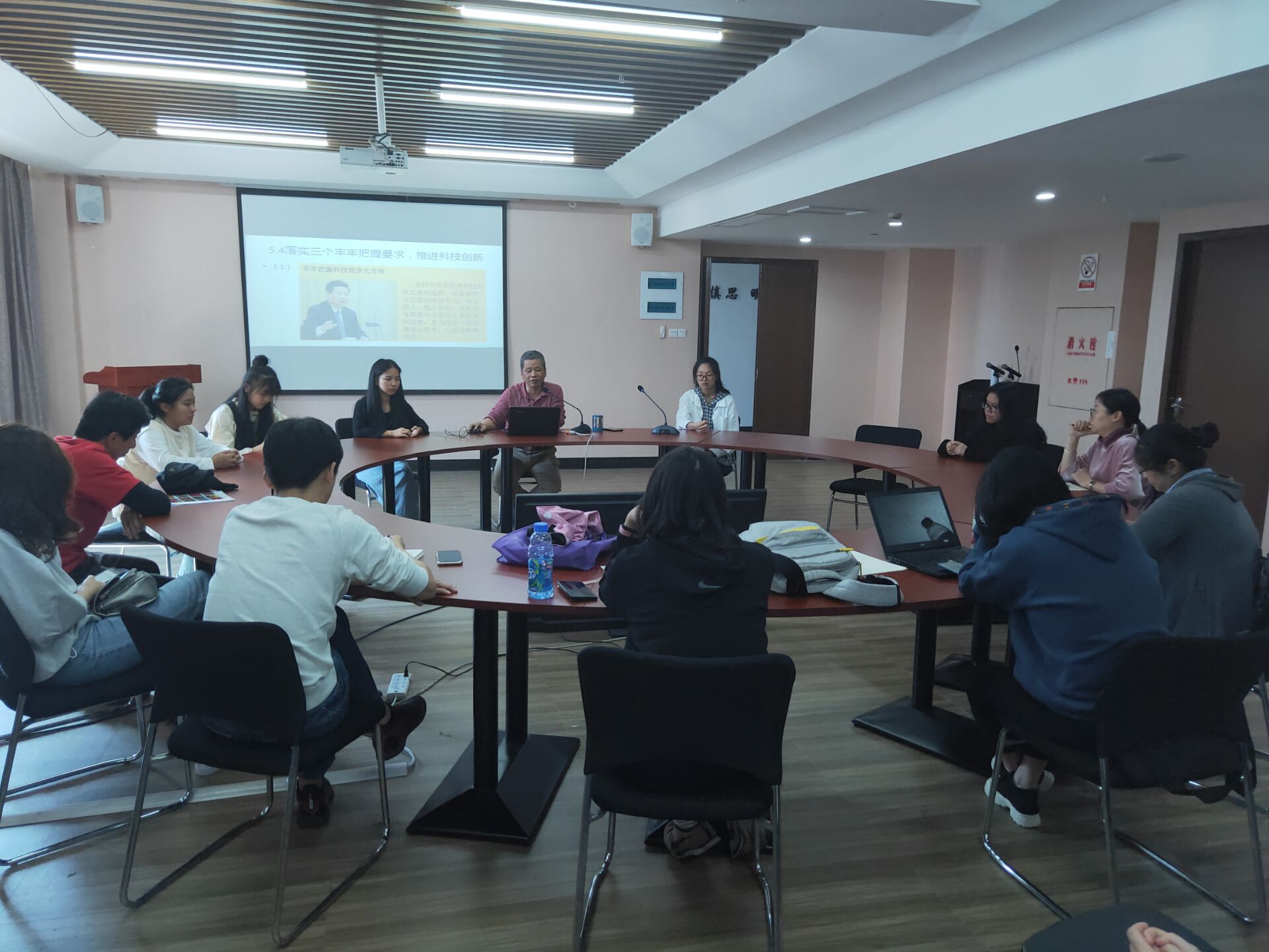 pg娱乐电子游戏