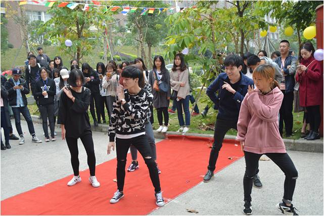 pg娱乐电子游戏